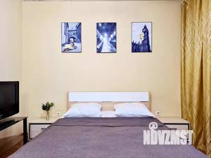 1-к квартира, посуточно, 40м2, 4/8 этаж
