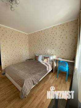 1-к квартира, посуточно, 42м2, 1/1 этаж
