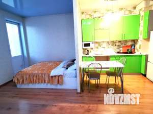 Студия квартира, посуточно, 40м2, 3/12 этаж