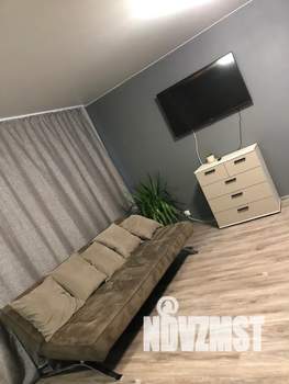 Студия квартира, посуточно, 47м2, 5/15 этаж