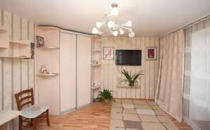 1-к квартира, на длительный срок, 65м2, 4/5 этаж