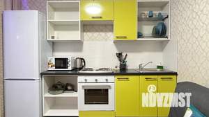 Студия квартира, посуточно, 34м2, 1/10 этаж