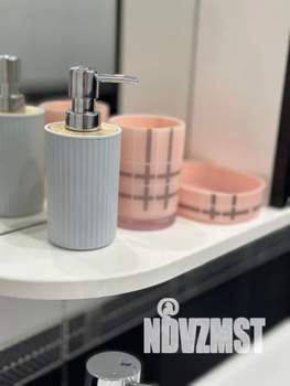 1-к квартира, посуточно, 38м2, 4/6 этаж