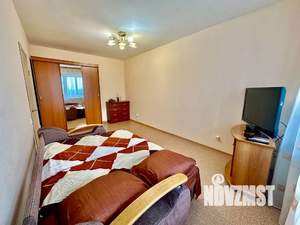 1-к квартира, посуточно, 38м2, 8/10 этаж