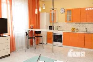 1-к квартира, посуточно, 35м2, 1/1 этаж