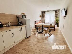 Студия квартира, посуточно, 38м2, 1/9 этаж