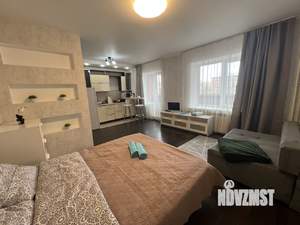 Студия квартира, посуточно, 40м2, 3/10 этаж