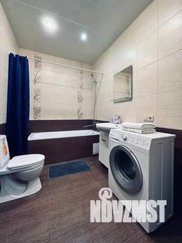 1-к квартира, посуточно, 42м2, 5/10 этаж