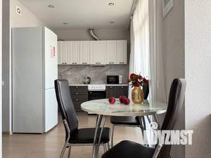 1-к квартира, посуточно, 45м2, 10/20 этаж