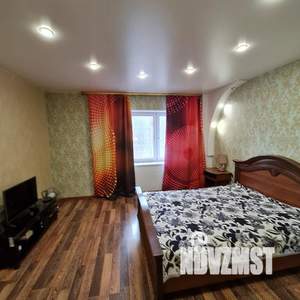 2-к квартира, посуточно, 43м2, 3/15 этаж