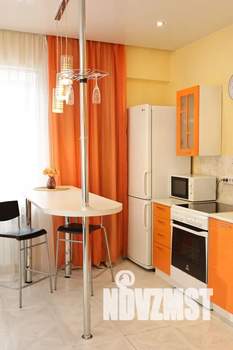 1-к квартира, посуточно, 34м2, 15/16 этаж