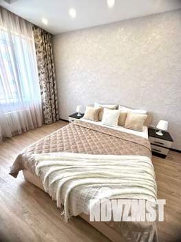 1-к квартира, посуточно, 55м2, 11/16 этаж
