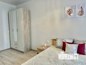 Студия квартира, посуточно, 47м2, 9/16 этаж