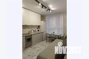 2-к квартира, посуточно, 38м2, 4/16 этаж