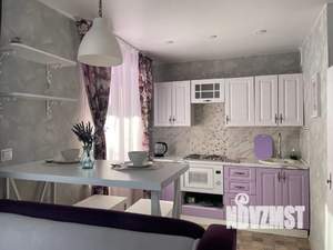 Студия квартира, посуточно, 35м2, 1/4 этаж