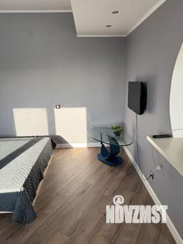 1-к квартира, посуточно, 40м2, 7/10 этаж