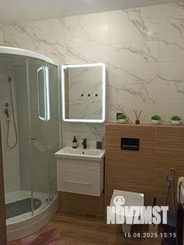 1-к квартира, посуточно, 37м2, 9/16 этаж