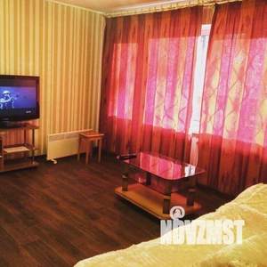 2-к квартира, посуточно, 60м2, 1/1 этаж