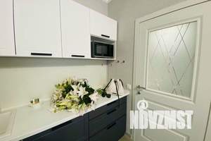 2-к квартира, посуточно, 42м2, 6/14 этаж