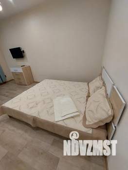 Студия квартира, посуточно, 45м2, 16/17 этаж