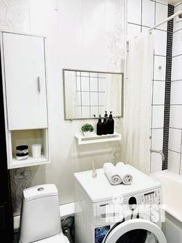 1-к квартира, посуточно, 36м2, 1/1 этаж