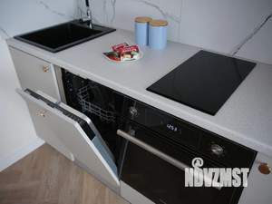 Студия квартира, посуточно, 30м2, 9/18 этаж