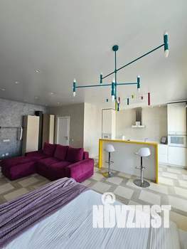 Студия квартира, посуточно, 40м2, 12/16 этаж