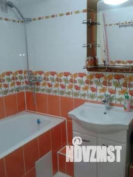 Студия квартира, посуточно, 44м2, 2/4 этаж