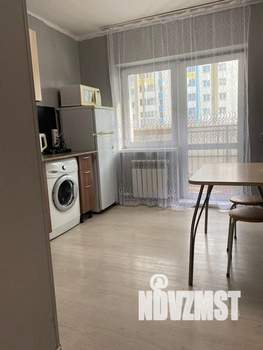 1-к квартира, посуточно, 37м2, 1/1 этаж