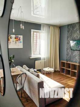 Студия квартира, посуточно, 40м2, 7/18 этаж