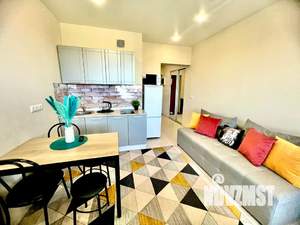 Студия квартира, посуточно, 35м2, 12/16 этаж