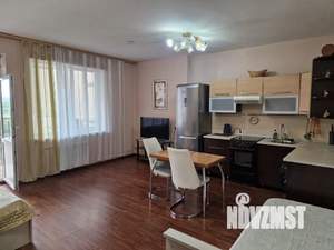 1-к квартира, посуточно, 58м2, 6/9 этаж