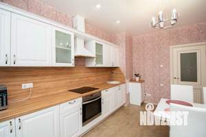 1-к квартира, посуточно, 56м2, 1/1 этаж