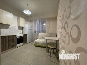 1-к квартира, посуточно, 42м2, 10/17 этаж