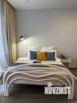 1-к квартира, посуточно, 43м2, 10/18 этаж
