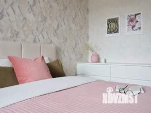 Студия квартира, посуточно, 42м2, 6/9 этаж