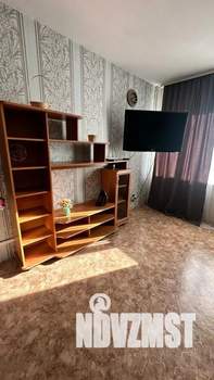 Студия квартира, посуточно, 44м2, 6/9 этаж