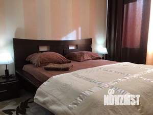 1-к квартира, посуточно, 55м2, 1/1 этаж