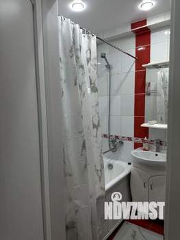 Студия квартира, посуточно, 32м2, 1/9 этаж