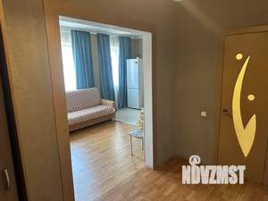 Студия квартира, посуточно, 35м2, 5/8 этаж