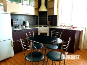 2-к квартира, посуточно, 54м2, 1/2 этаж