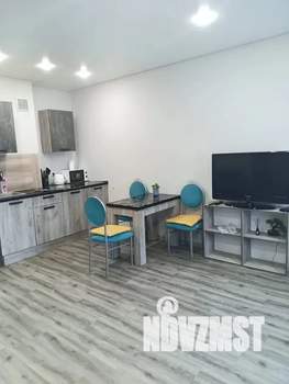 Студия квартира, посуточно, 35м2, 6/13 этаж