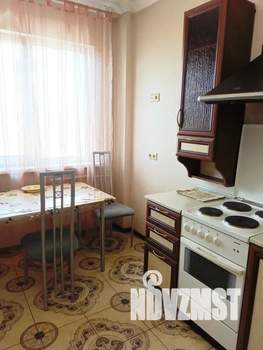 1-к квартира, посуточно, 48м2, 7/8 этаж