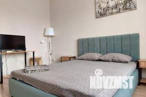 1-к квартира, посуточно, 34м2, 4/10 этаж