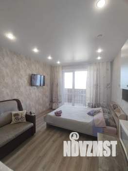 Студия квартира, посуточно, 32м2, 13/16 этаж