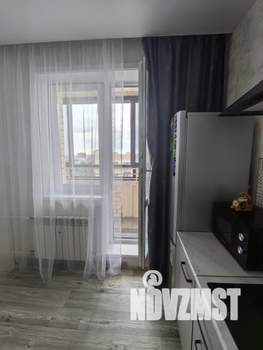 1-к квартира, посуточно, 37м2, 17/17 этаж