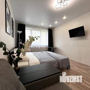 2-к квартира, посуточно, 48м2, 1/1 этаж