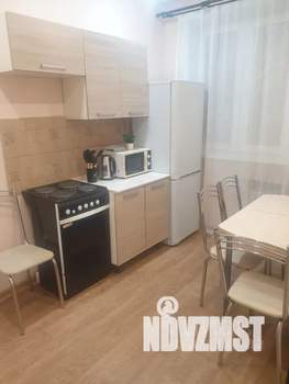 1-к квартира, посуточно, 40м2, 1/9 этаж