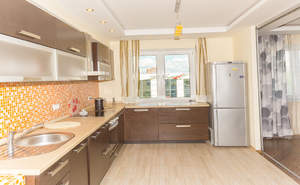 3-к квартира, на длительный срок, 114м2, 2/9 этаж