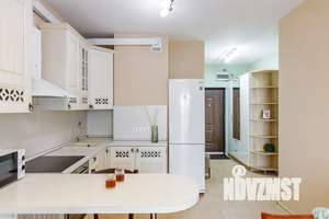 1-к квартира, посуточно, 38м2, 8/17 этаж